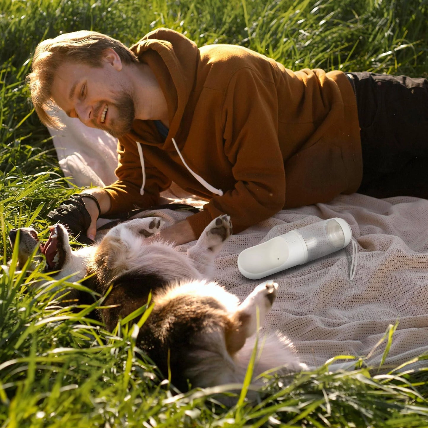 Portable Pet Water Bottle Dispenser